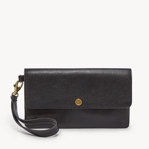 Fossil flip wristlet wallet